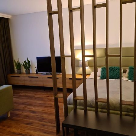 Mona Apartamentai Telšiai Esterno foto