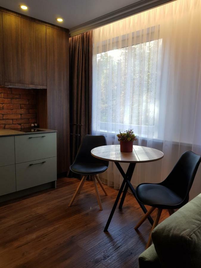 Mona Apartamentai Telšiai Esterno foto